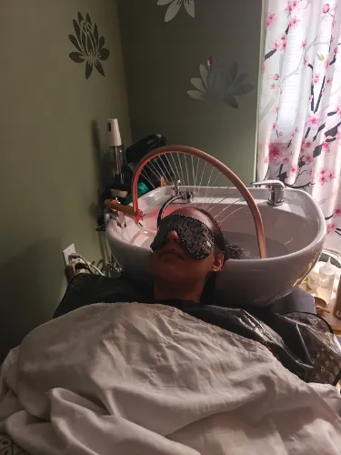 Japanese head spas team